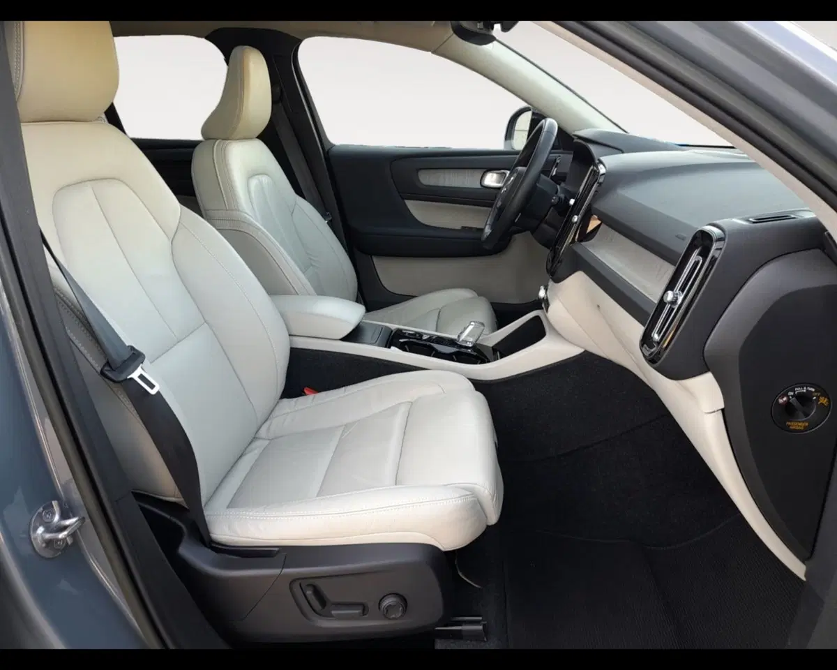 Volvo XC40 usata a Ravenna (15)