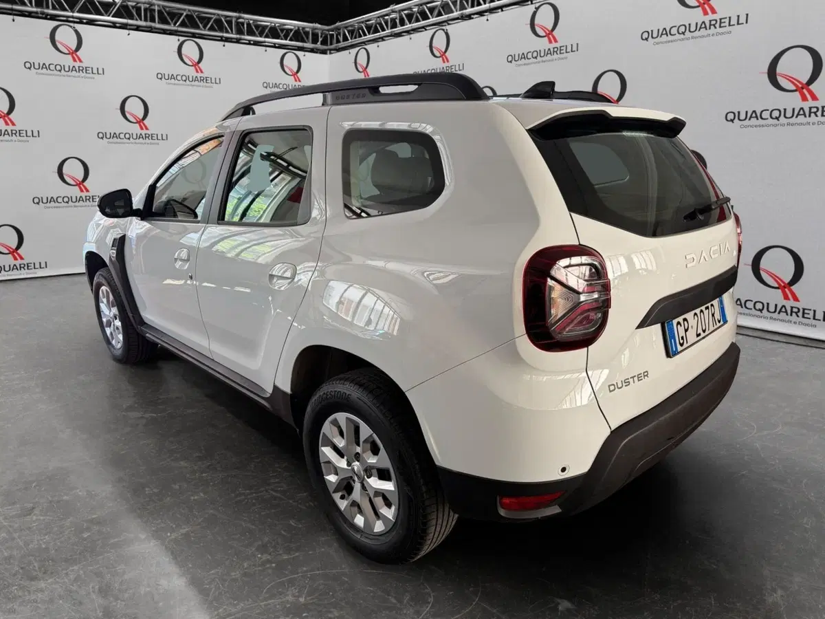 Dacia Duster usata a Milano (7)