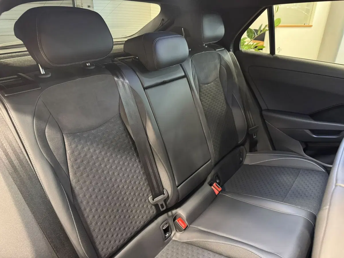 Volkswagen T-Roc usata a Varese (12)