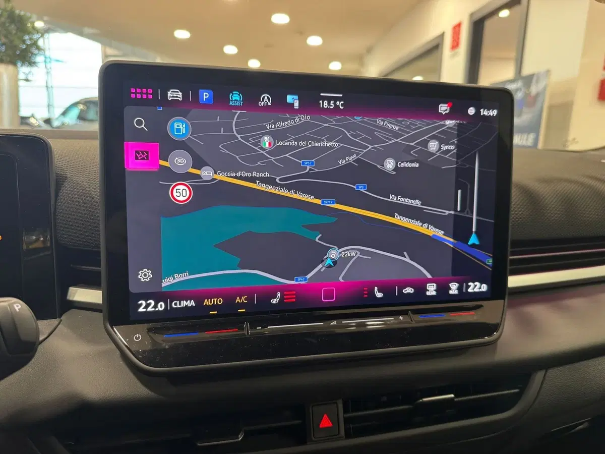 Volkswagen T-Roc usata a Varese (14)