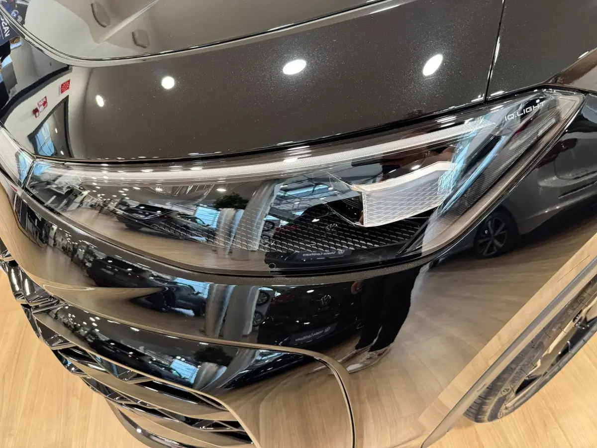 Volkswagen T-Roc usata a Varese (5)