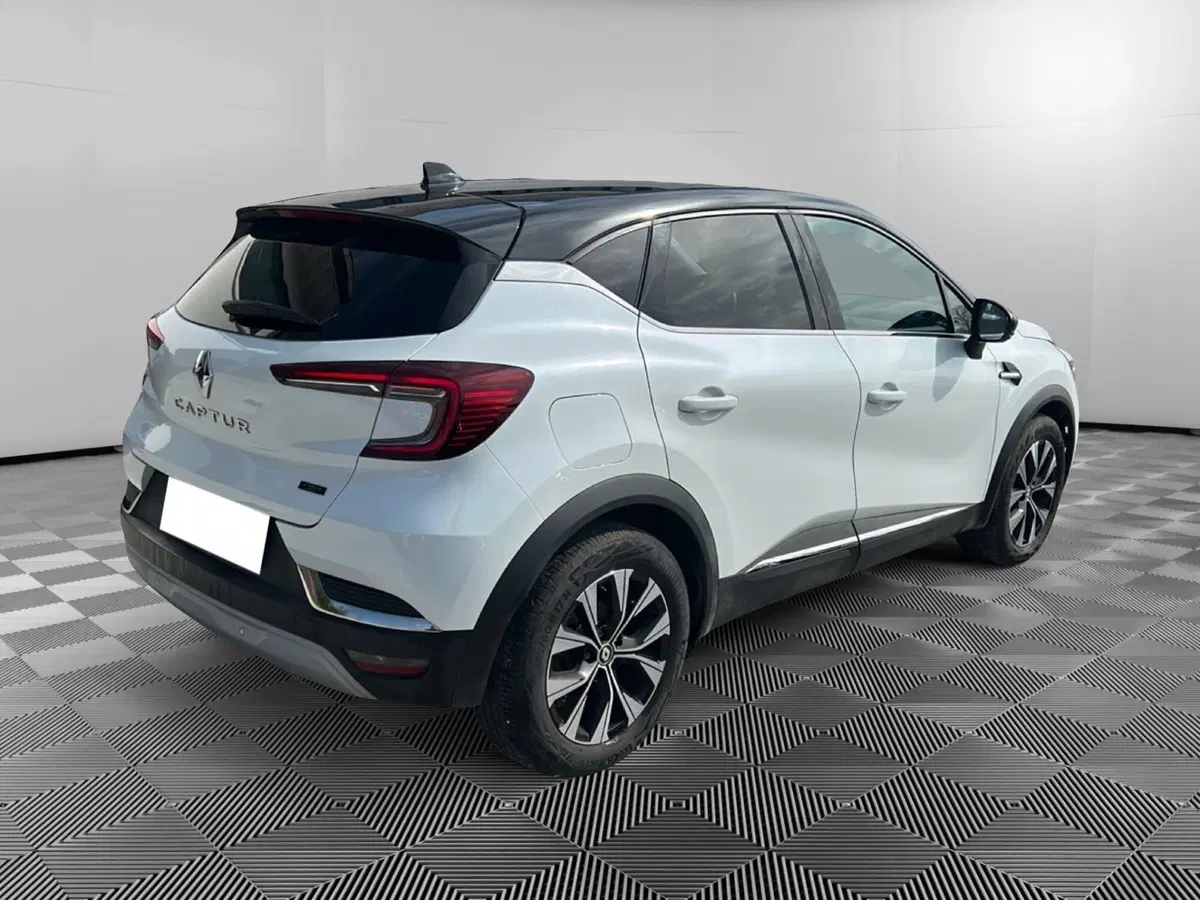 Renault Captur nuova a Roma (6)