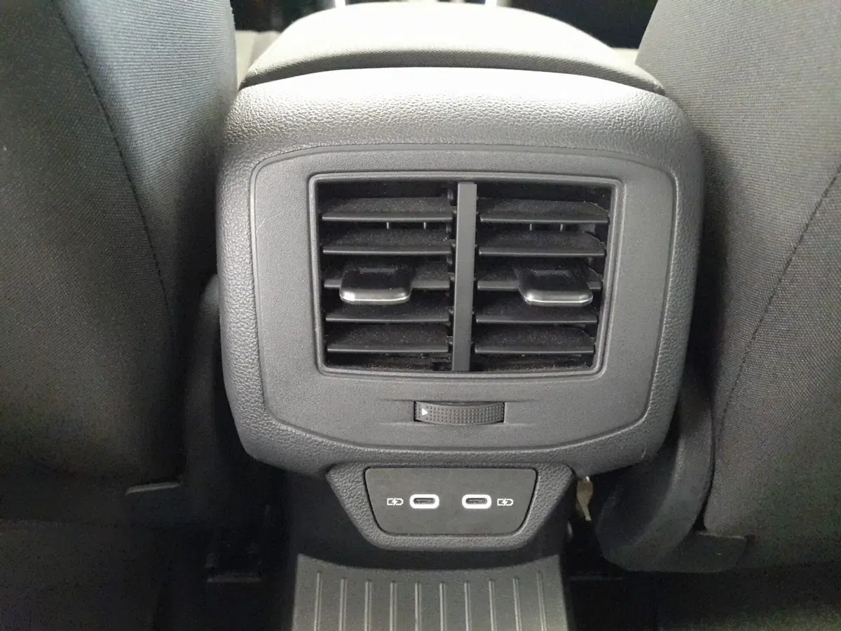 Volkswagen T-Roc usata a Bologna (16)