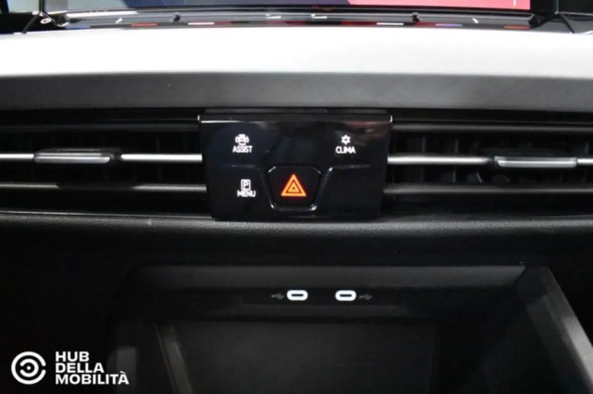 Volkswagen Golf Variant usata a Perugia (13)