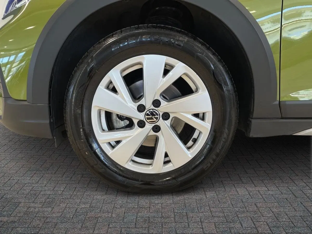 Volkswagen Taigo usata a Prato (6)