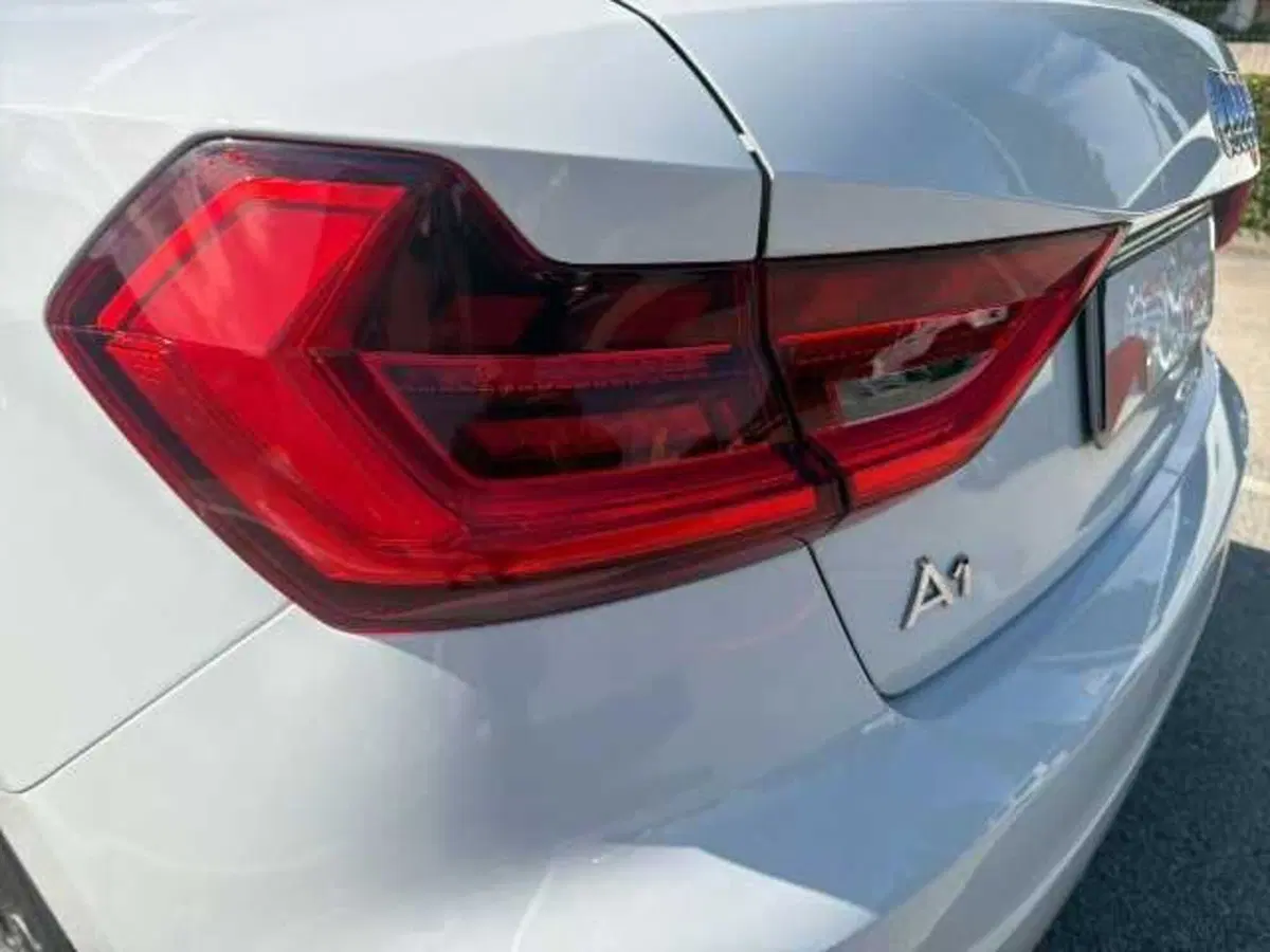 Audi A1 Sportback usata a Prato (10)