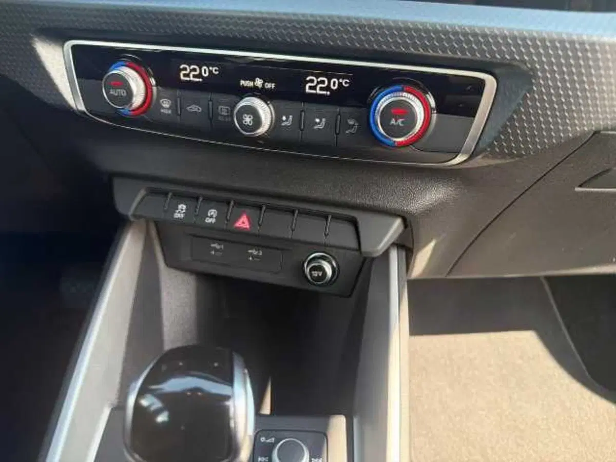 Audi A1 Sportback usata a Prato (9)