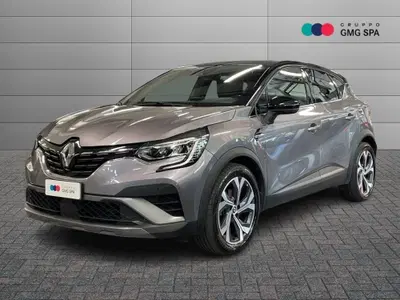 Renault Captur Full Hybrid E-Tech 145 CV RS Line del 2022 usata a Prato