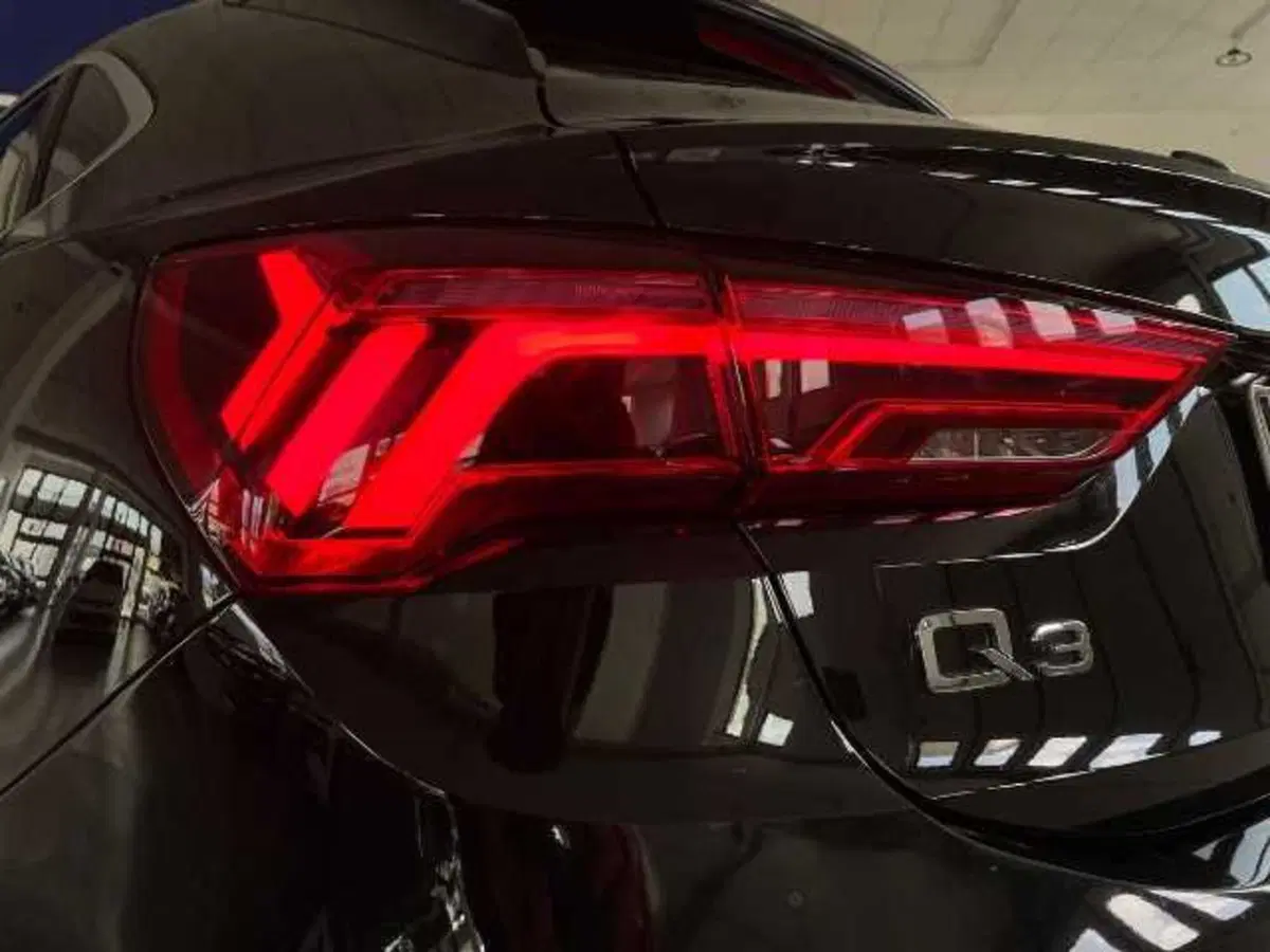 Audi Q3 Sportback usata a Pistoia (10)