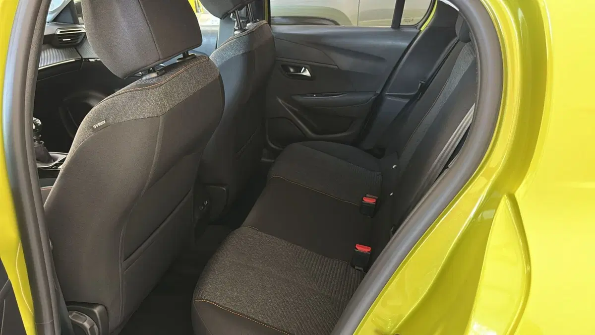 Peugeot 208 nuova a Frosinone (9)