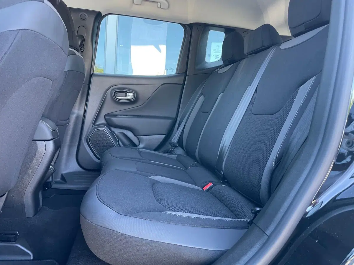 Jeep Renegade usata a Ancona (17)