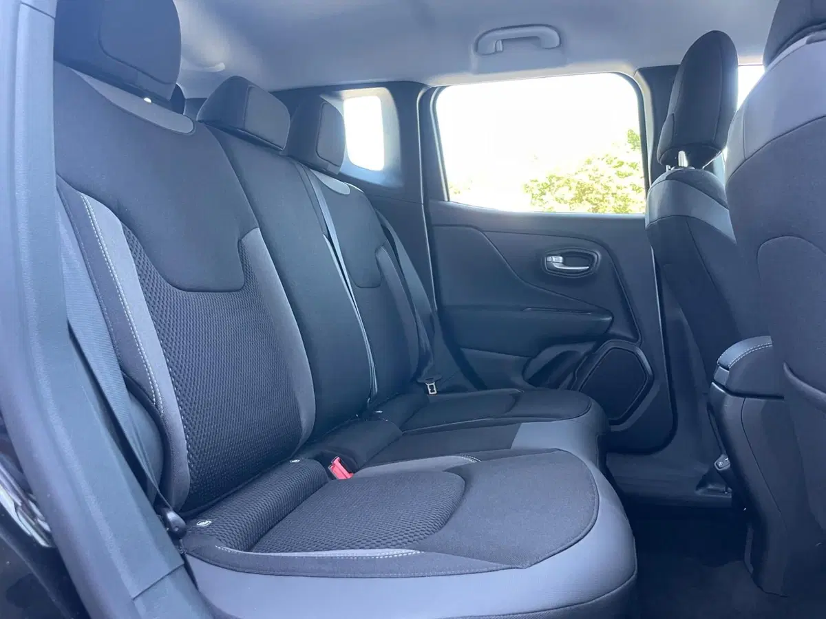 Jeep Renegade usata a Ancona (18)
