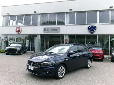 Fiat Tipo Station Wagon Tipo 1.6 Mjt S&amp;S SW Easy Business del 2017 usata a San Dona' Di Piave