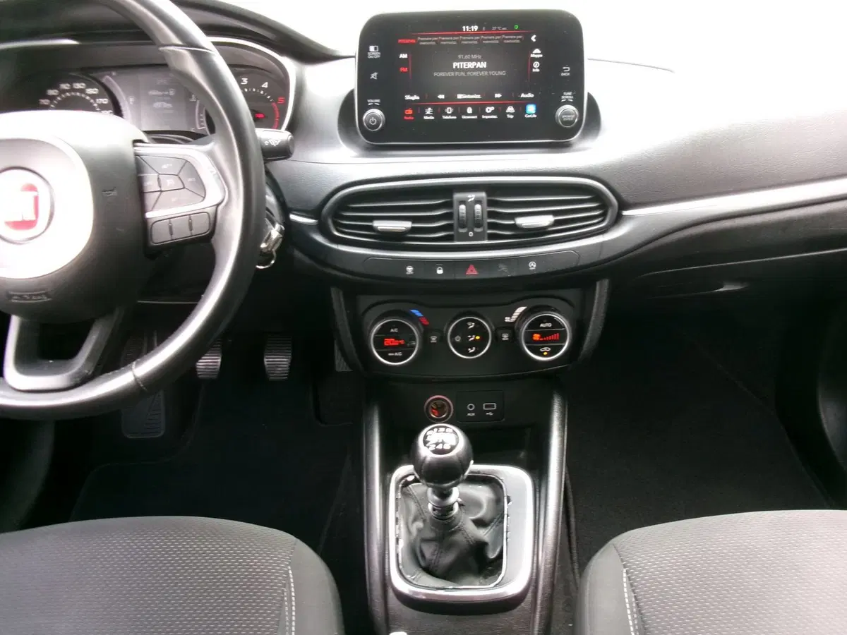 Fiat Tipo Station Wagon usata a Venezia (15)