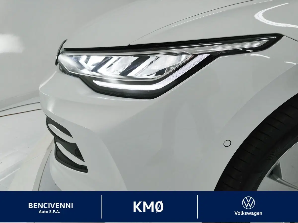 Volkswagen Golf nuova a Catanzaro (13)