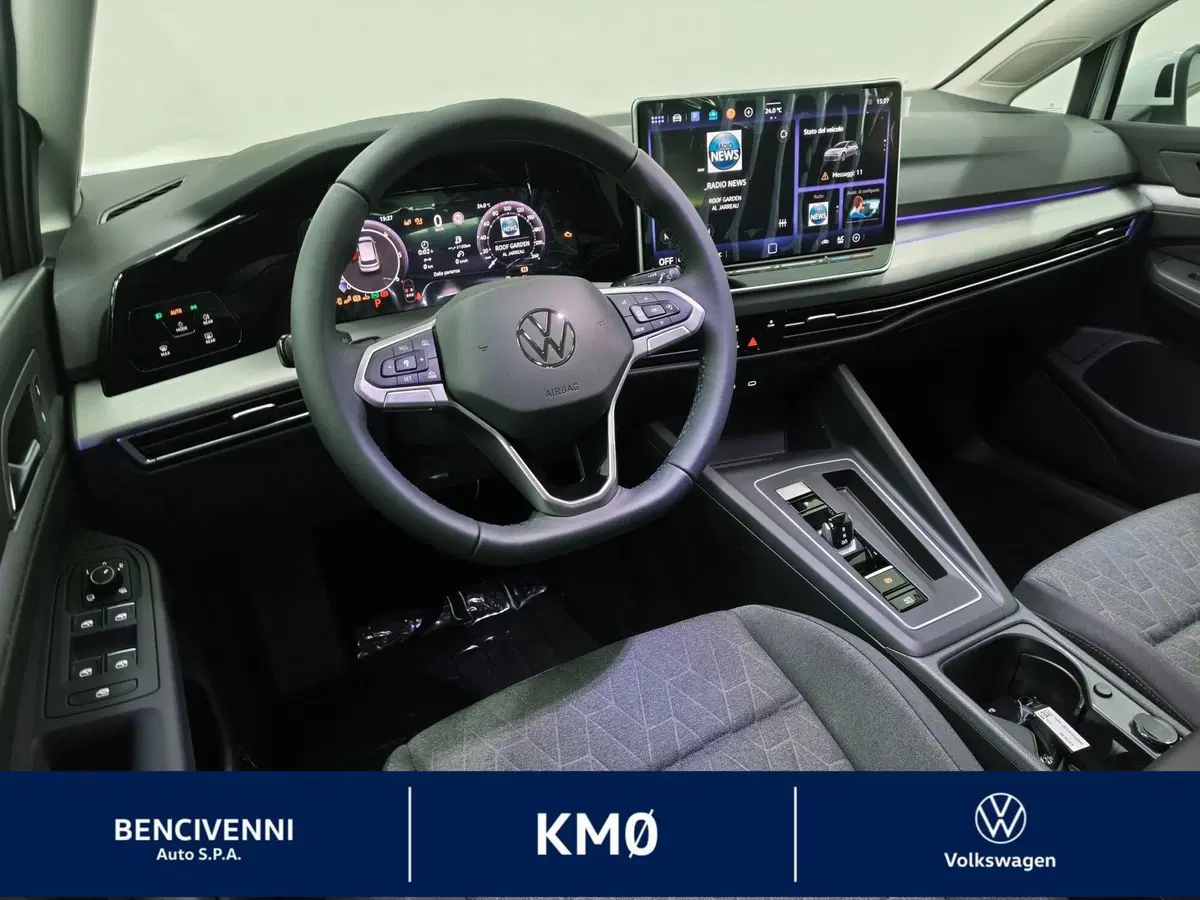 Volkswagen Golf nuova a Catanzaro (19)