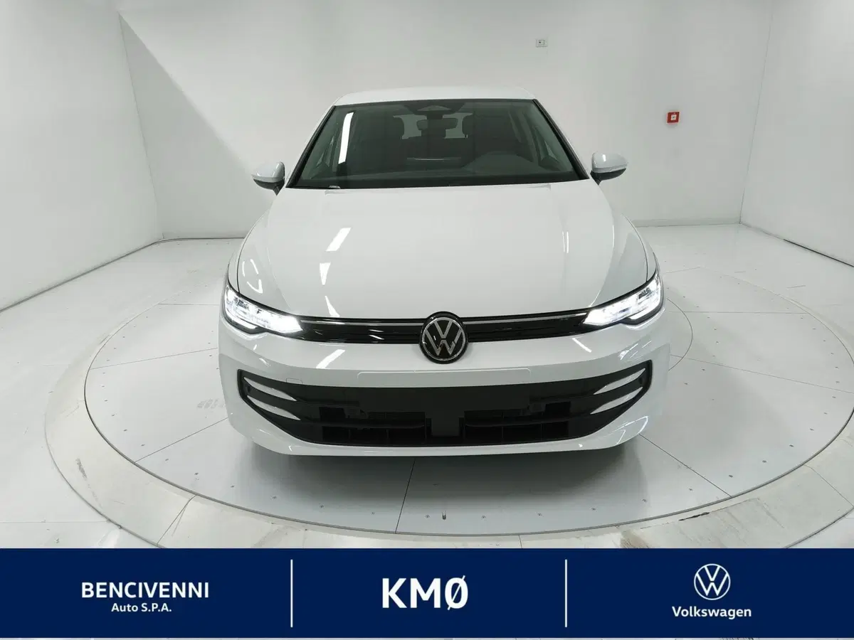 Volkswagen Golf nuova a Catanzaro (2)