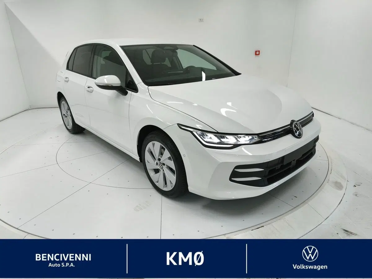 Volkswagen Golf nuova a Catanzaro (4)