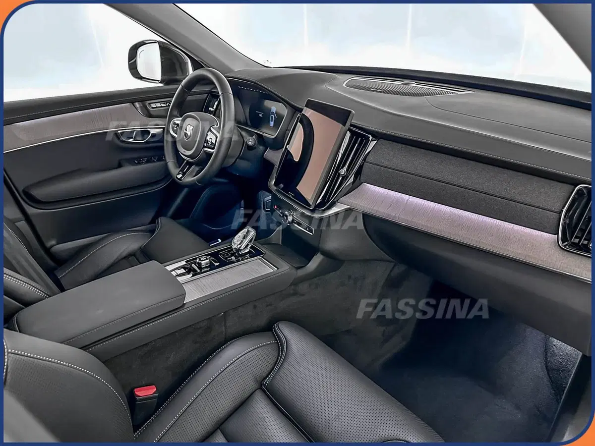 Volvo XC90 nuova a Milano (13)