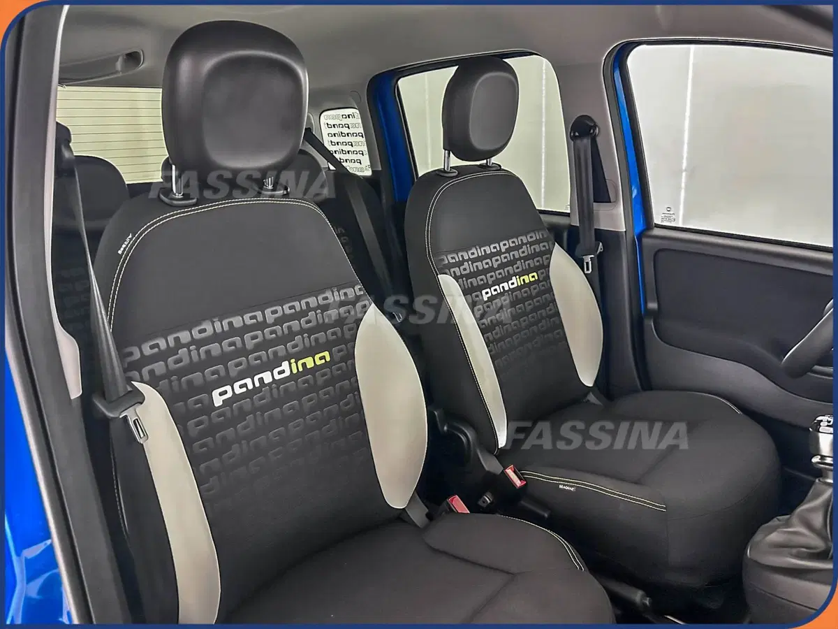 Fiat Panda Cross usata a Milano (13)