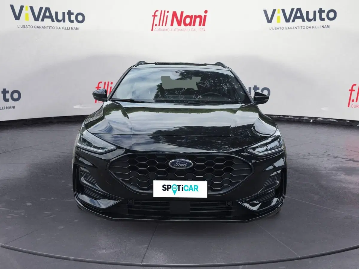 Ford Focus Station Wagon usata a Massa-Carrara (3)