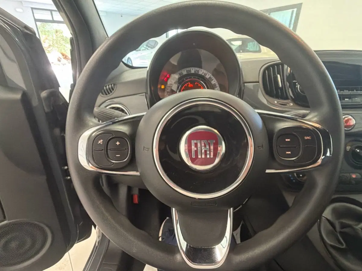 Fiat 500C Cabrio usata a Palermo (14)