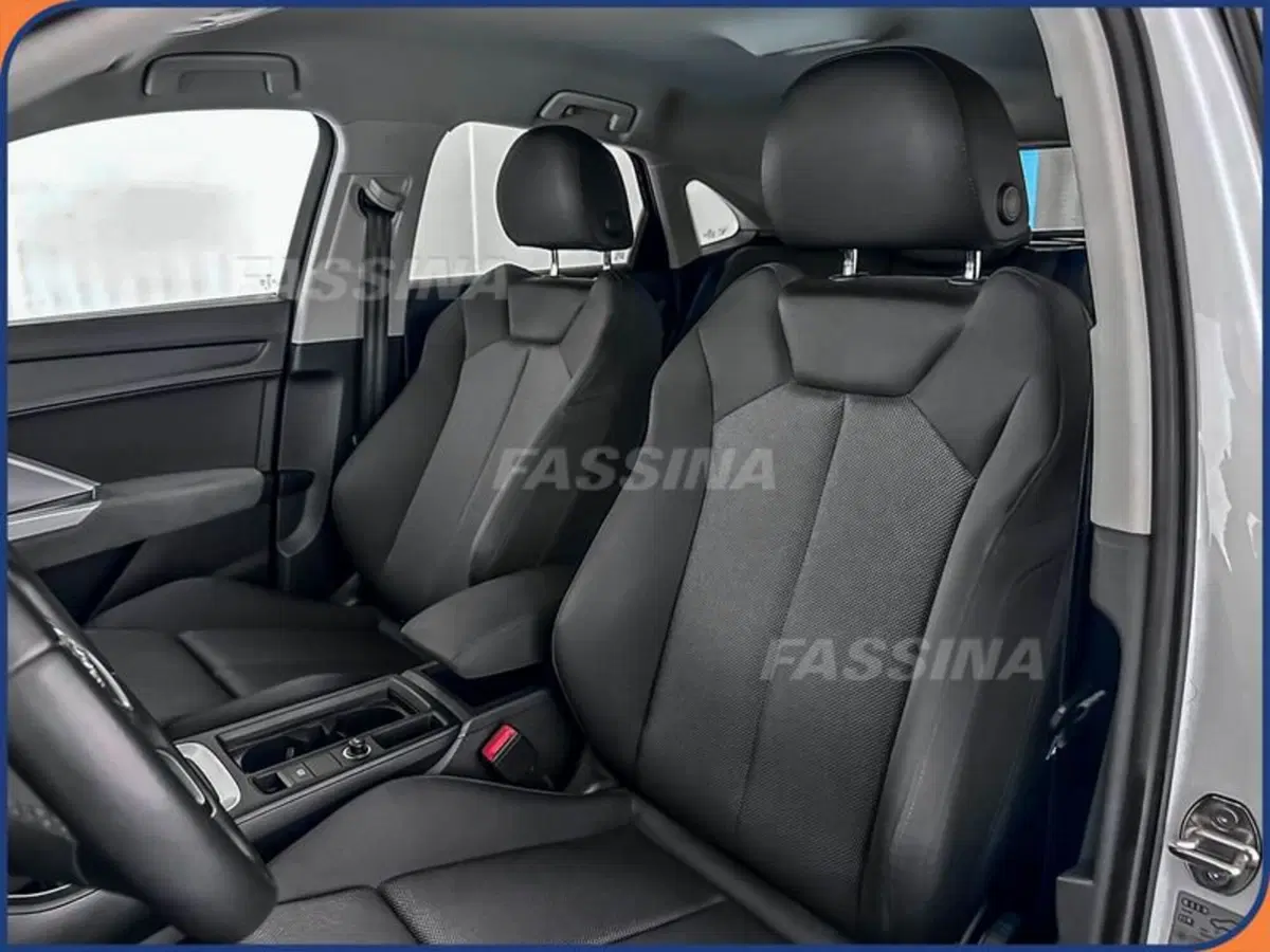 Audi Q3 Sportback usata a Milano (8)