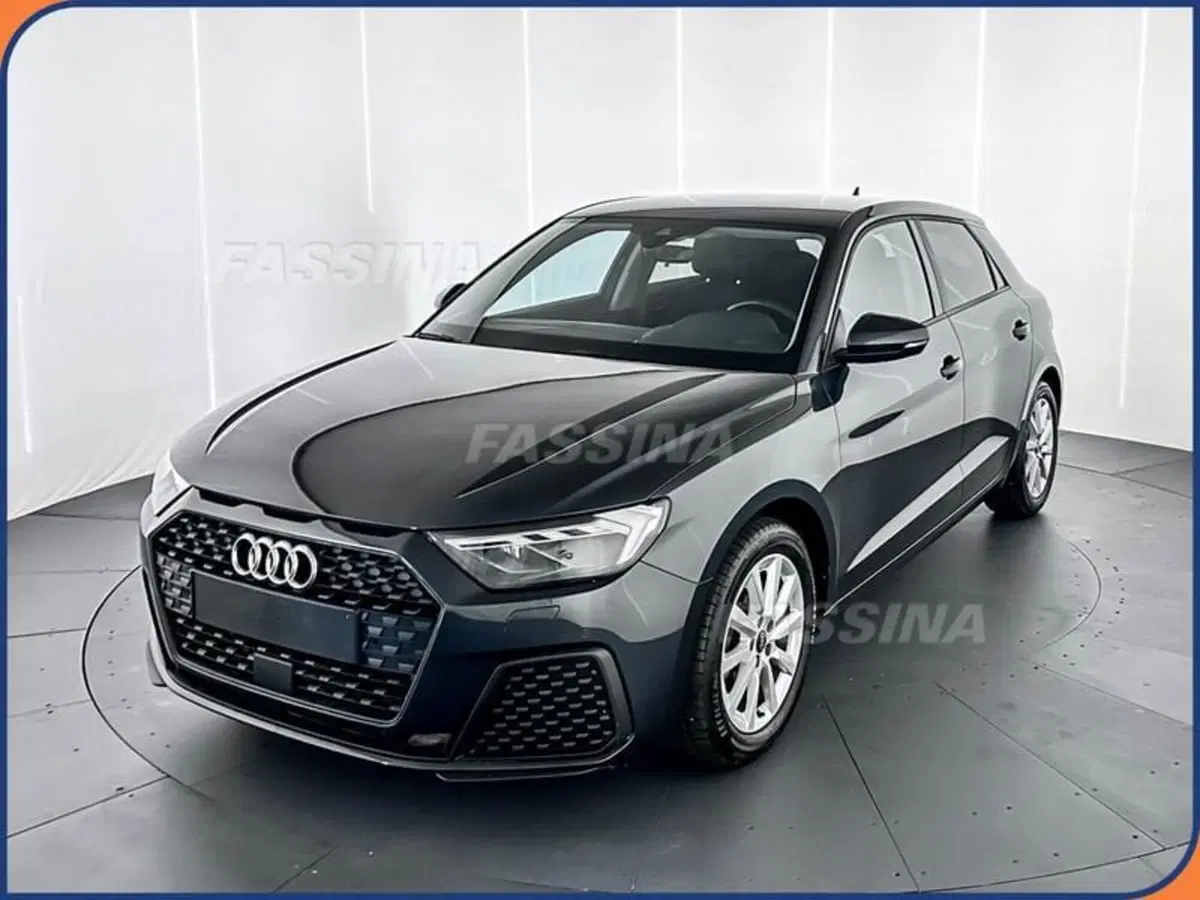 Audi A1 Sportback usata a Milano (3)