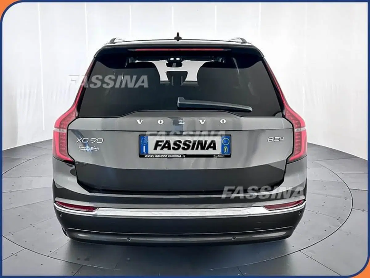 Volvo XC90 nuova a Milano (5)