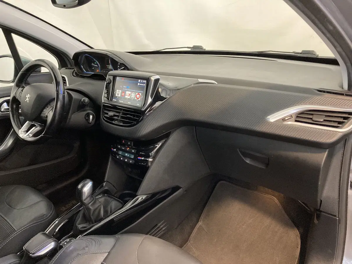 Peugeot 2008 usata a Foggia (17)