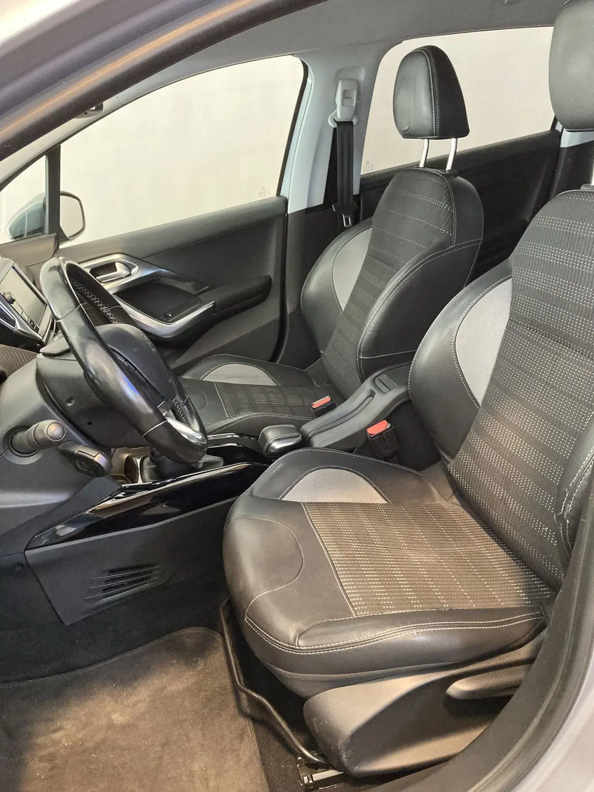 Peugeot 2008 usata a Foggia (5)