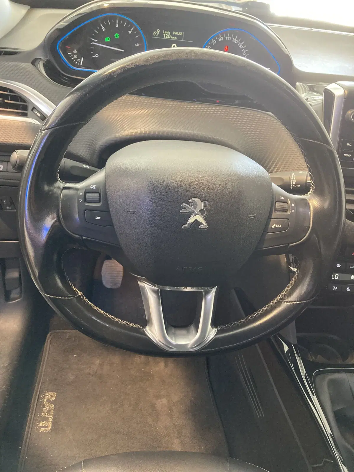 Peugeot 2008 usata a Foggia (8)