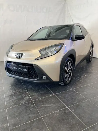Toyota Aygo X 1.0 Lounge Air 72cv s-cvt del 2025 usata a San Severo