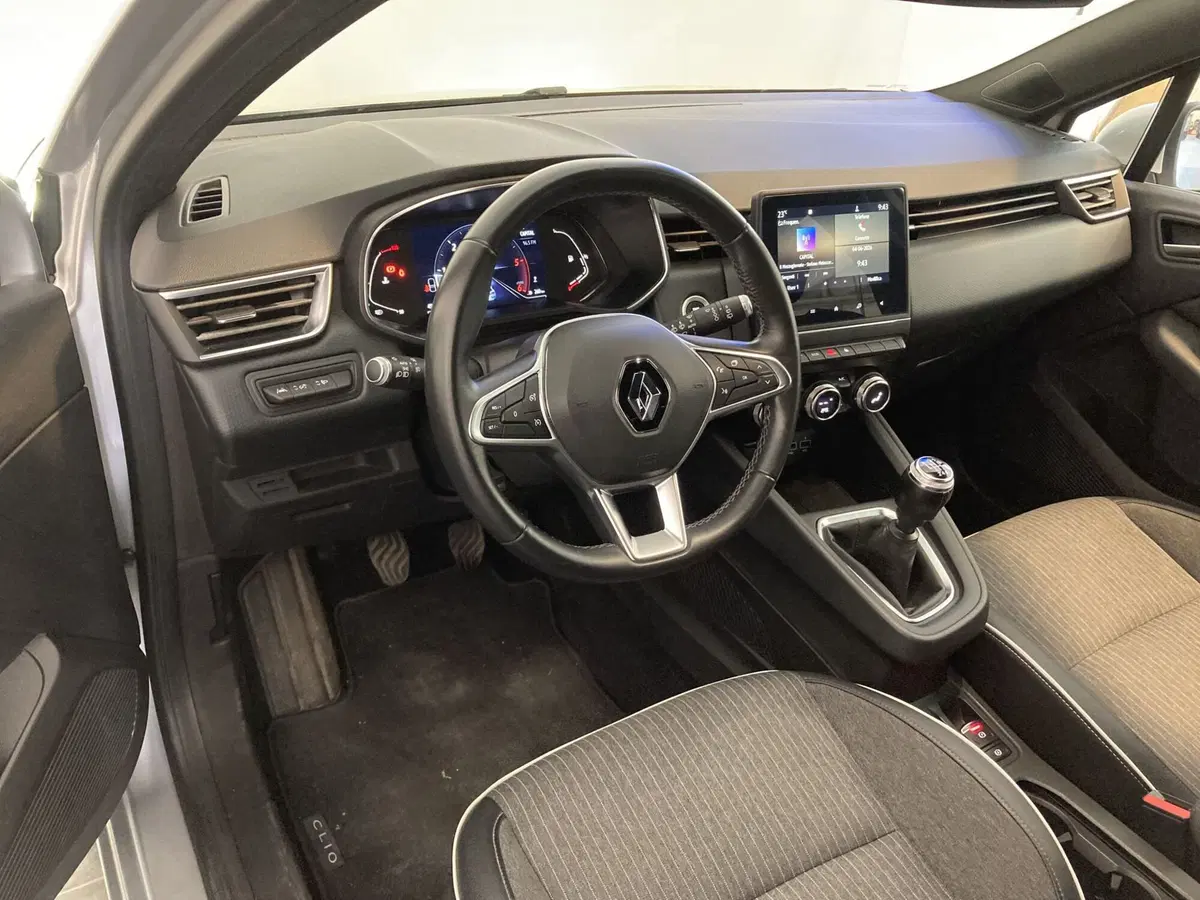 Renault Clio usata a Foggia (8)