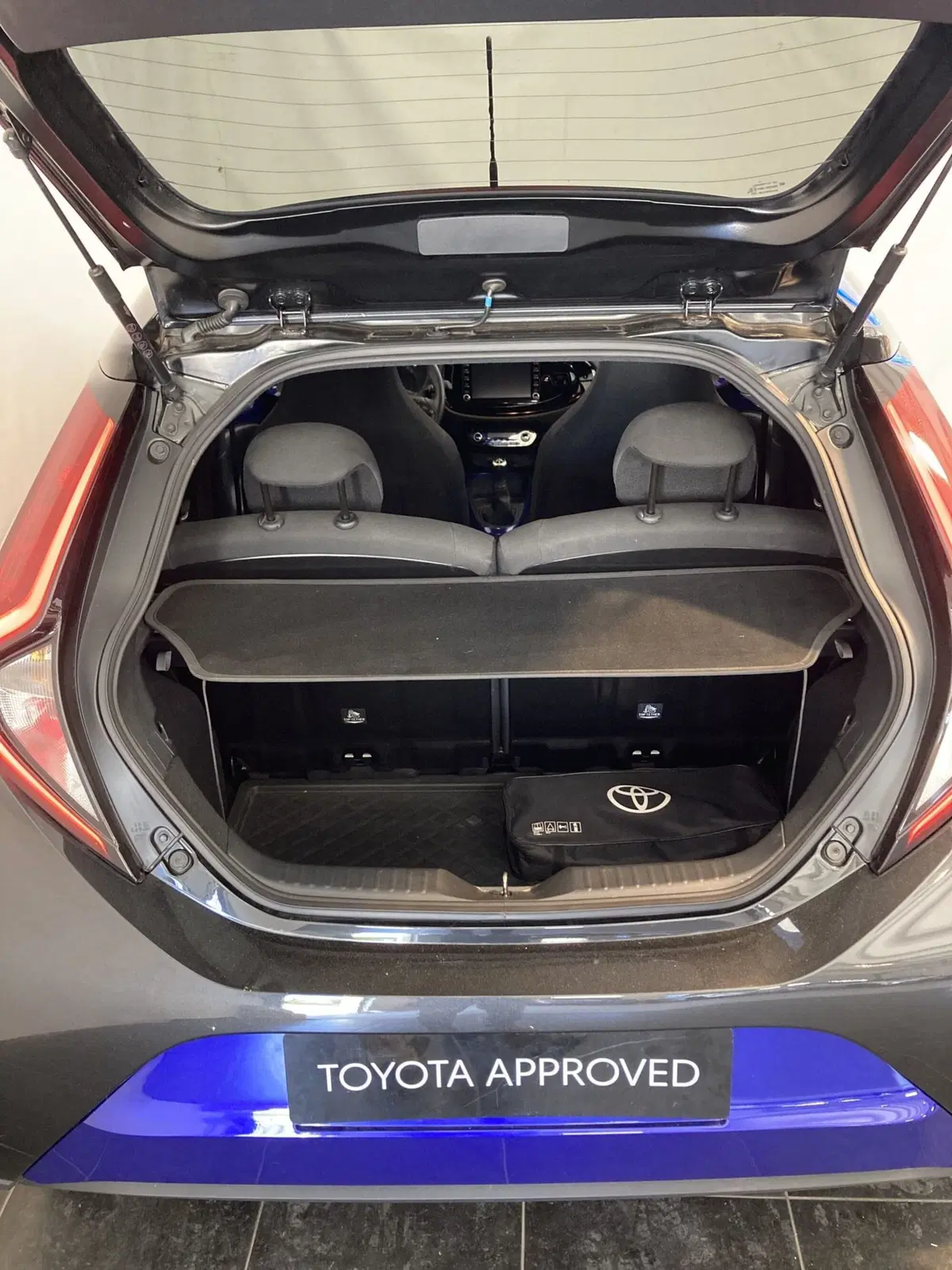 Toyota Aygo X usata a Foggia (10)
