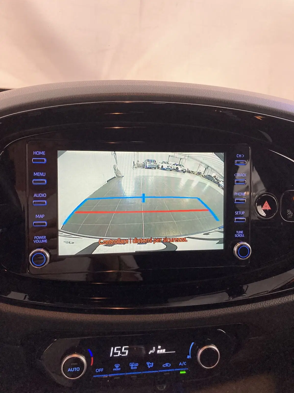 Toyota Aygo X usata a Foggia (17)