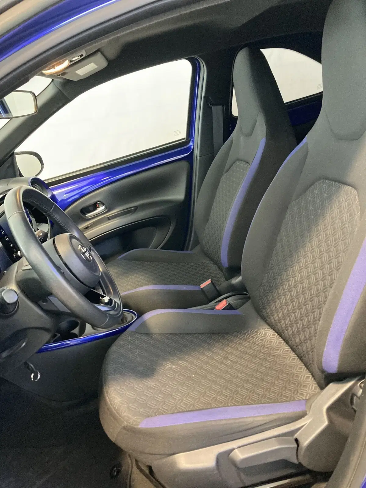 Toyota Aygo X usata a Foggia (6)