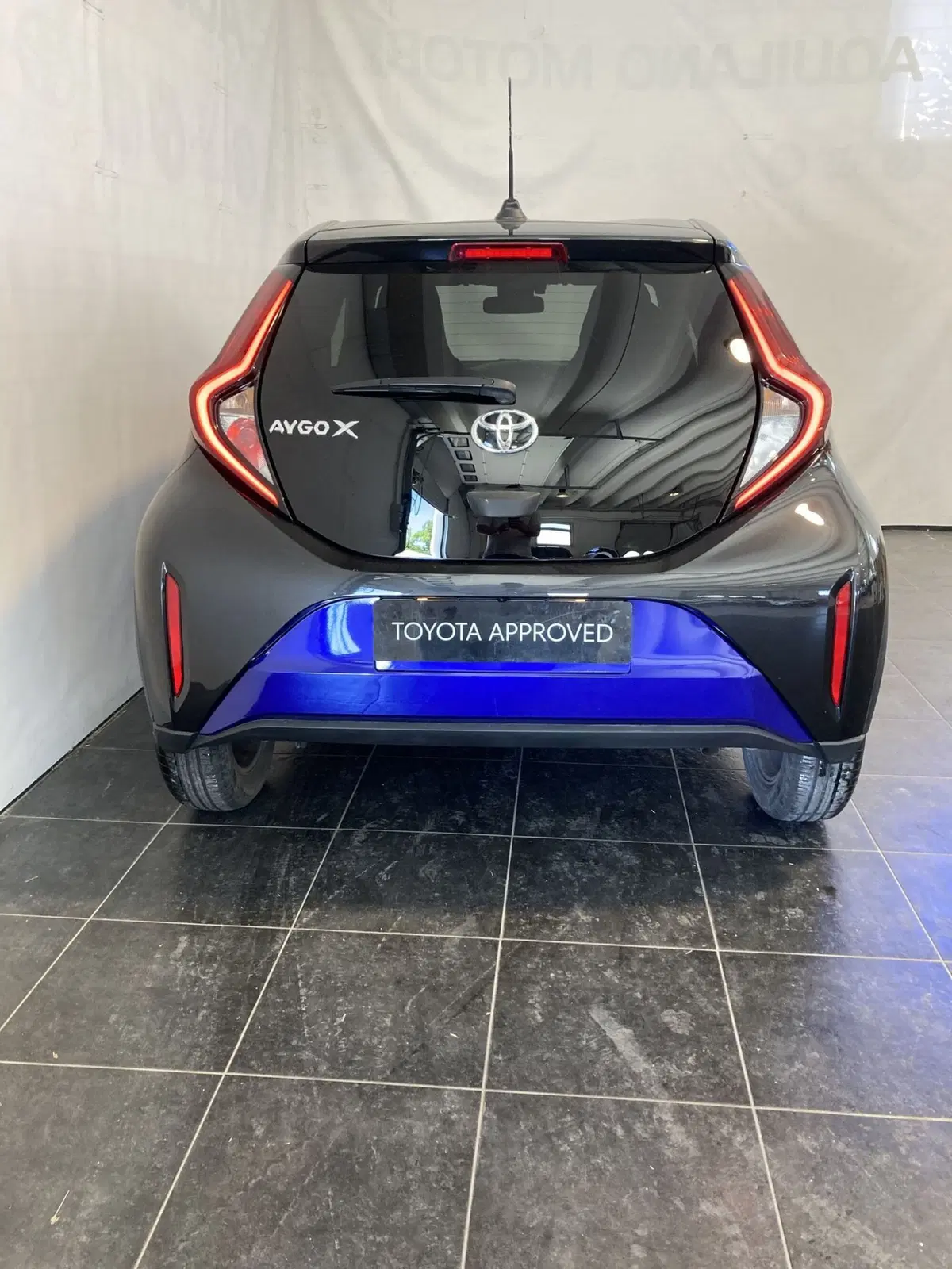 Toyota Aygo X usata a Foggia (9)