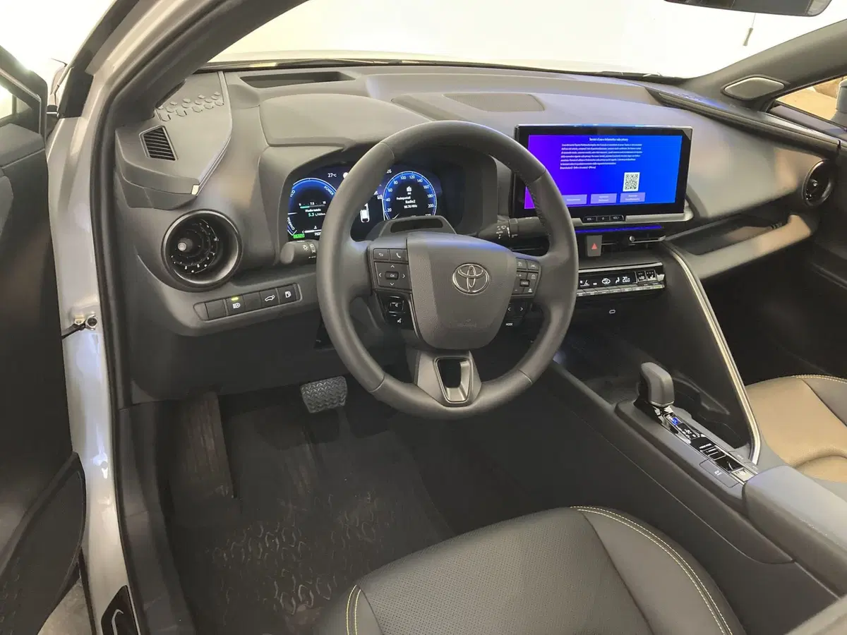 Toyota Toyota C-HR usata a Foggia (8)