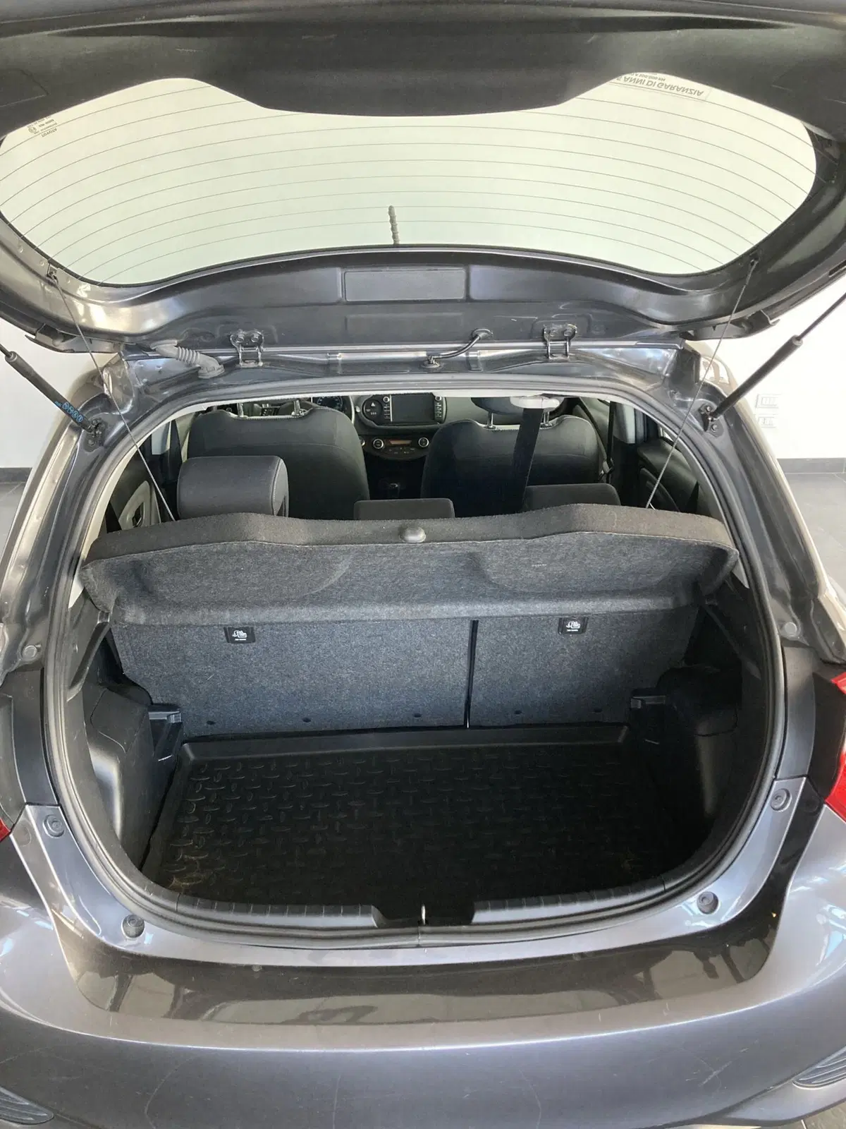 Toyota Yaris usata a Foggia (7)