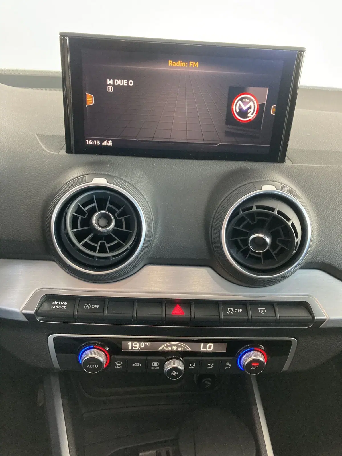 Audi Q2 usata a Foggia (12)