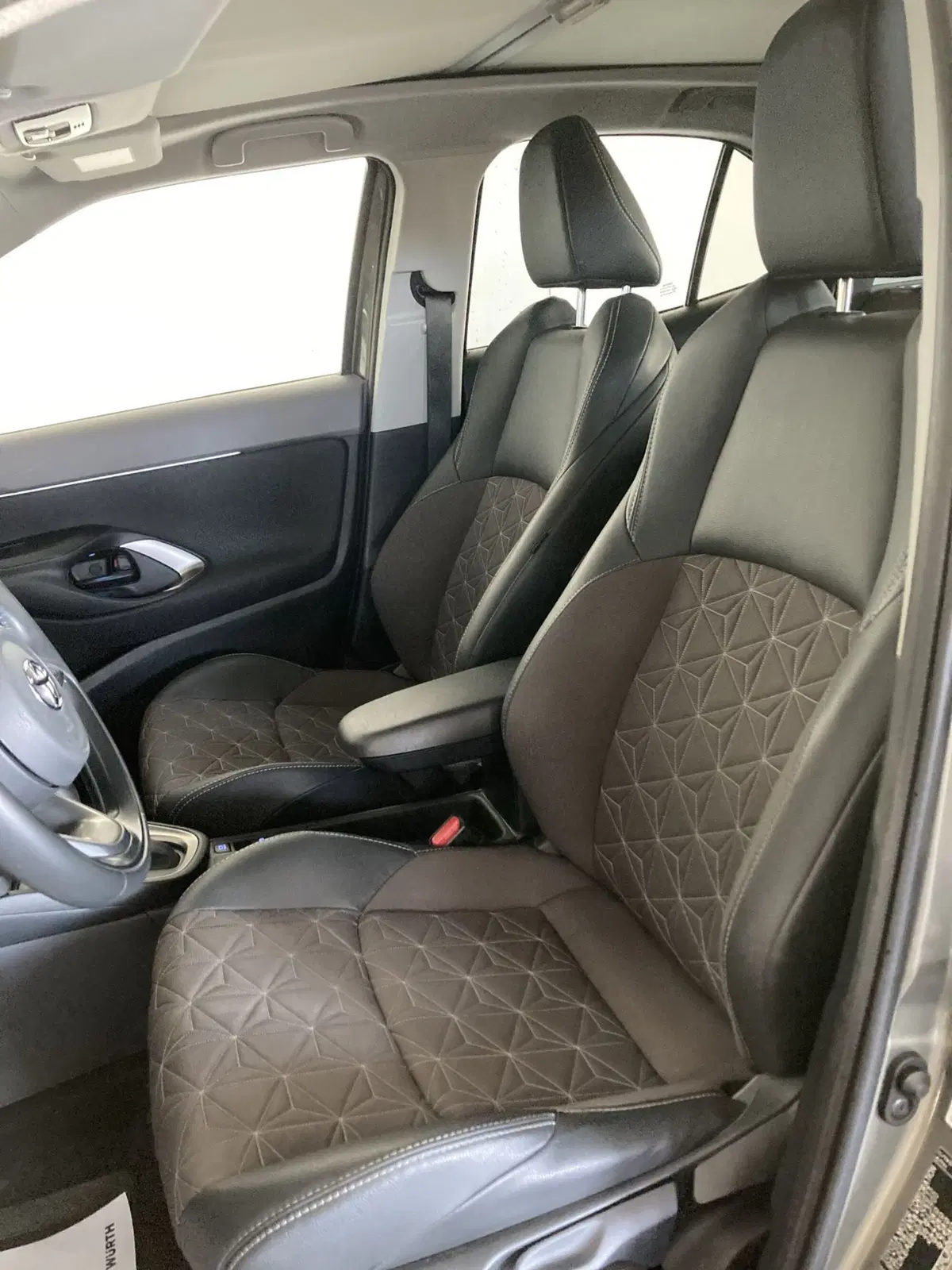 Toyota Yaris Cross usata a Foggia (8)