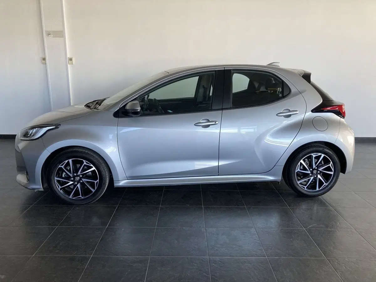 Toyota Yaris usata a Foggia (4)