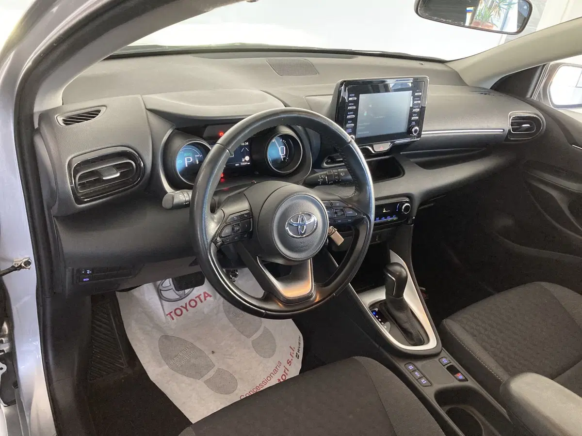 Toyota Yaris usata a Foggia (8)