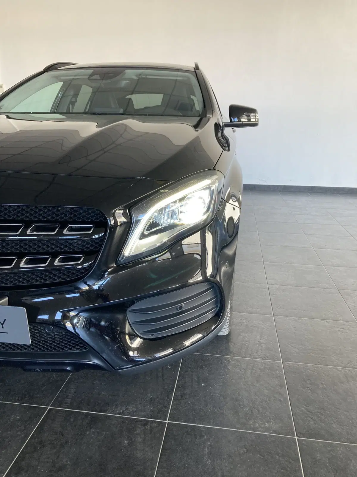Mercedes-Benz GLA SUV usata a Foggia (2)