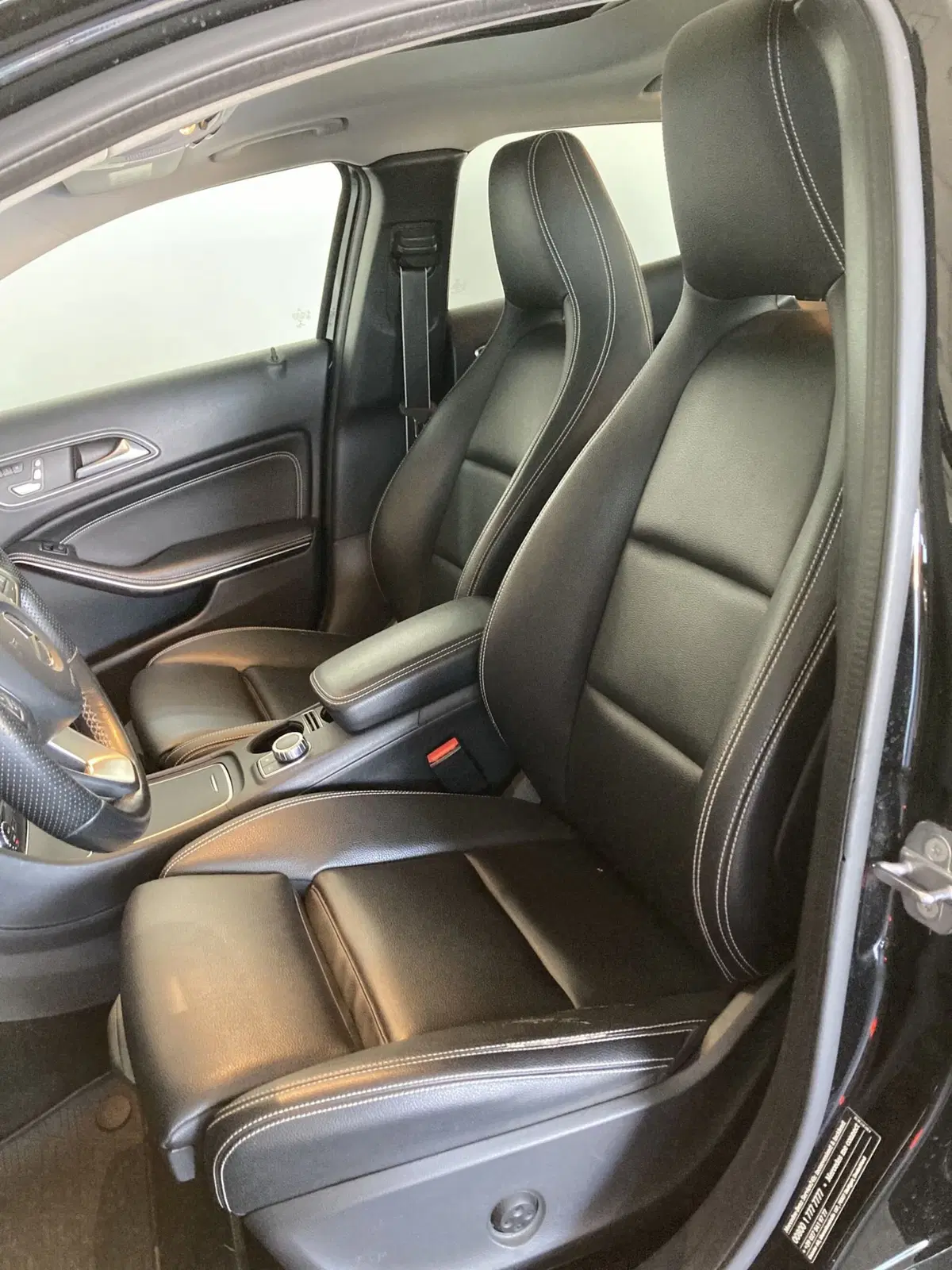 Mercedes-Benz GLA SUV usata a Foggia (7)