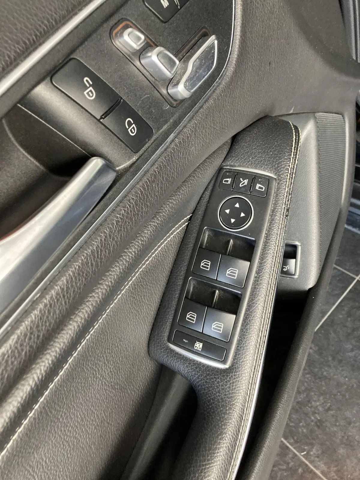 Mercedes-Benz GLA SUV usata a Foggia (8)