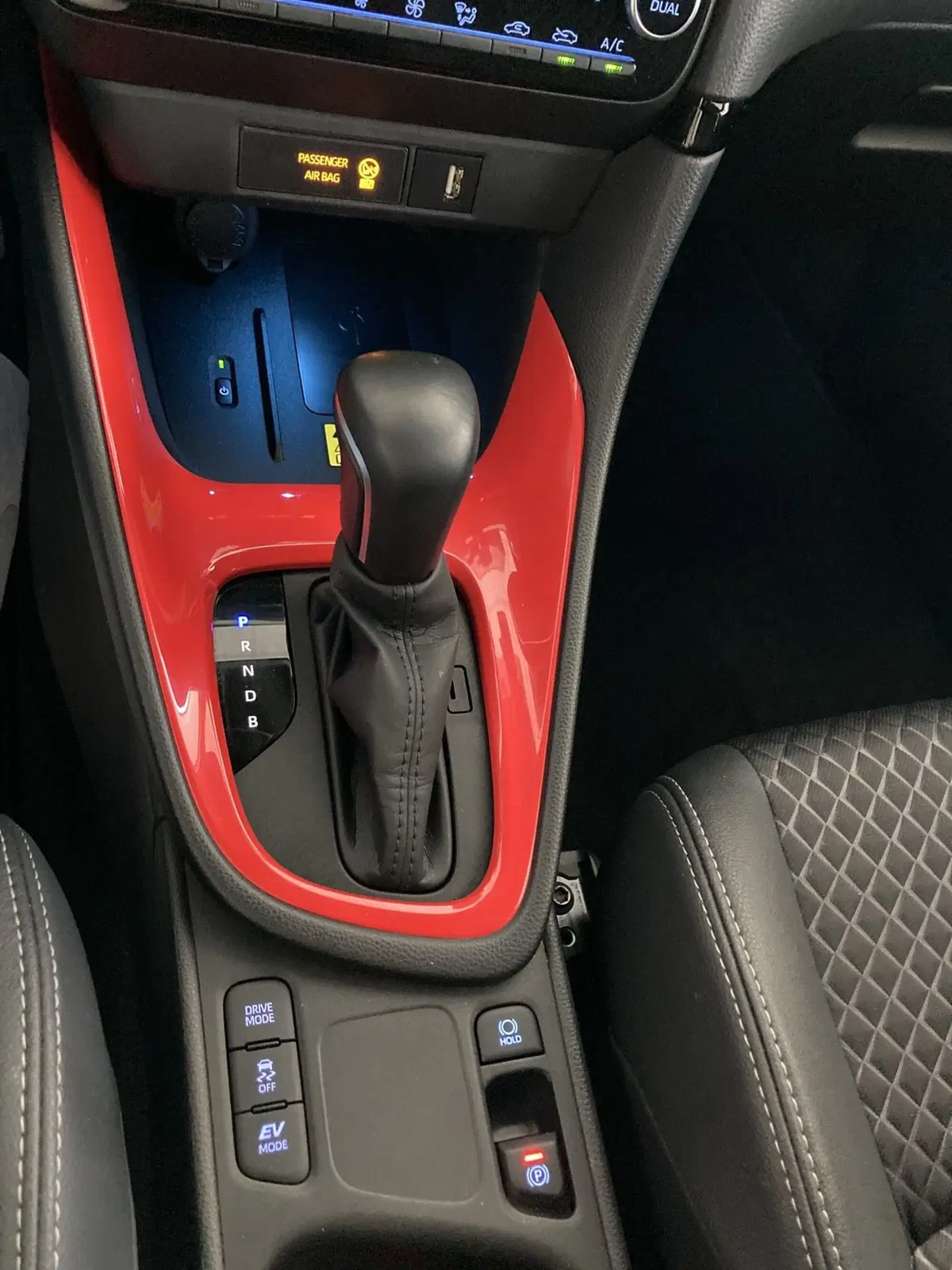 Toyota Yaris usata a Foggia (16)