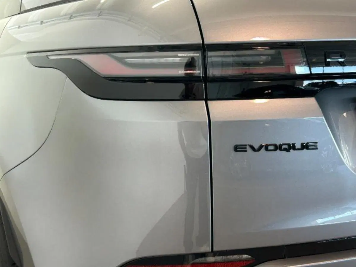 Land Rover Range Rover Evoque usata a Venezia (13)