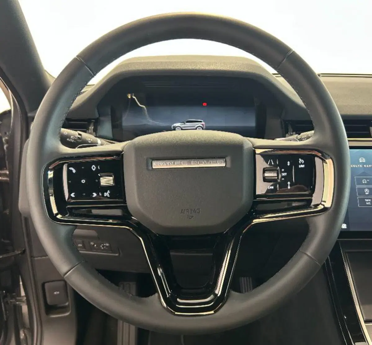 Land Rover Range Rover Evoque usata a Venezia (6)